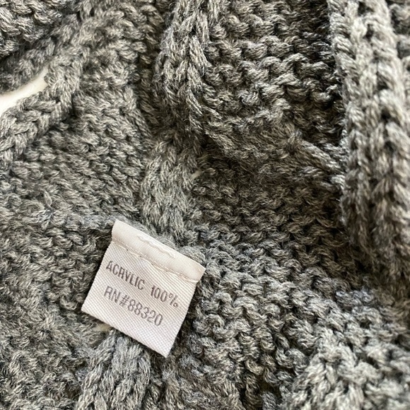 C.C. Cable Knit Gray Infinity Scarf - Picture 3 of 3